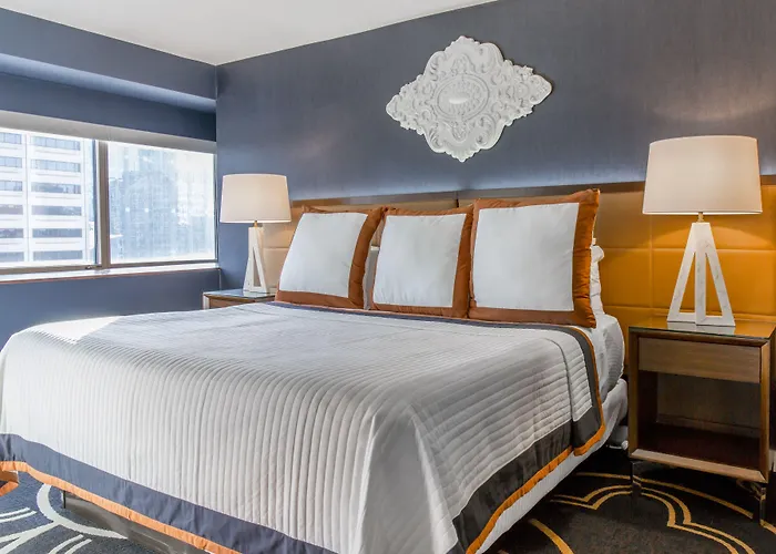 Omni Hotel 4*