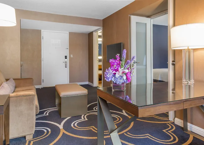 Hotel Omni
