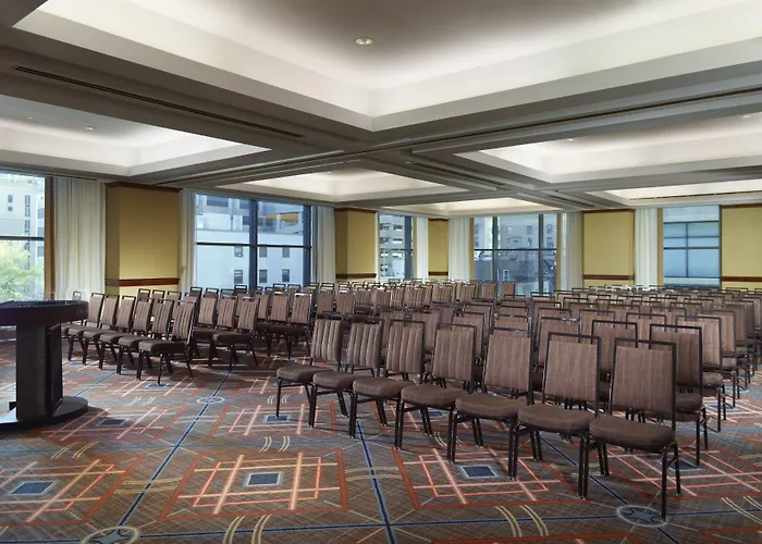 Omni 4* Chicago