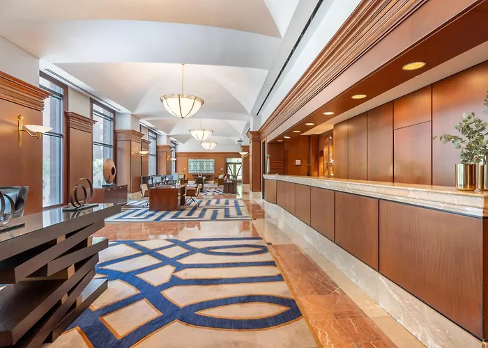 Hotel Omni